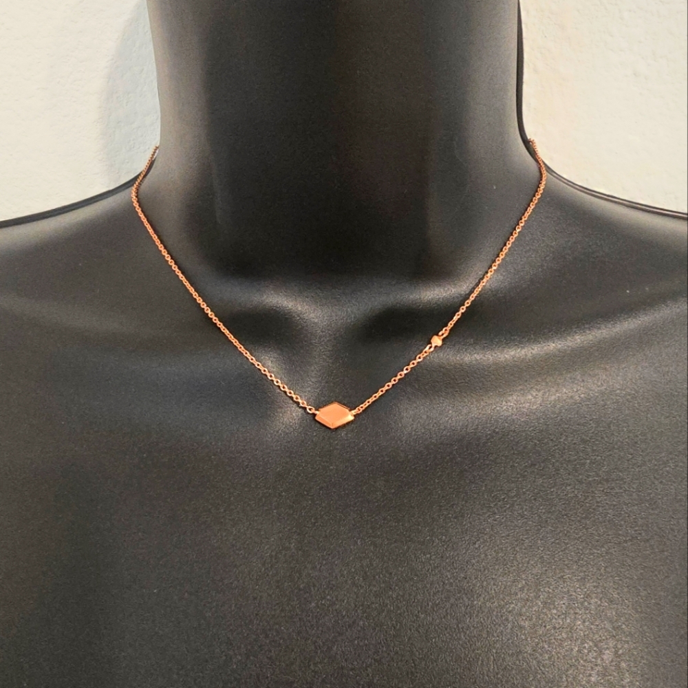 *Rare* Kendra Scott Laureen Necklace Rose Gold